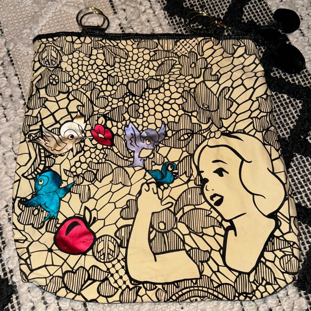 Disney Couture by Loop Snow White